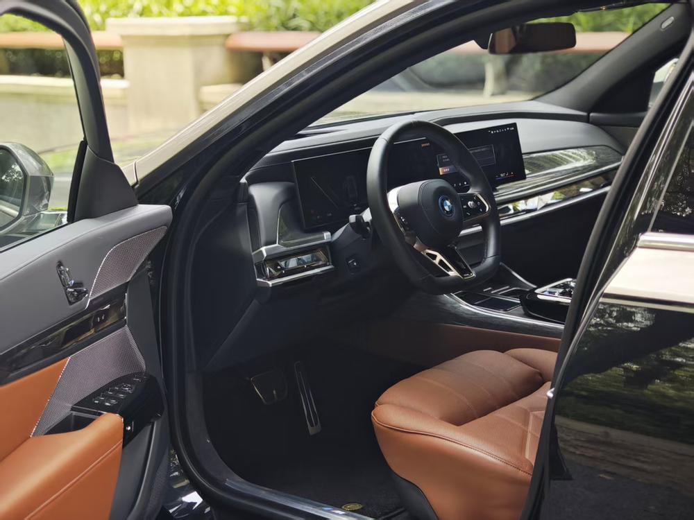 BMW BMW i7