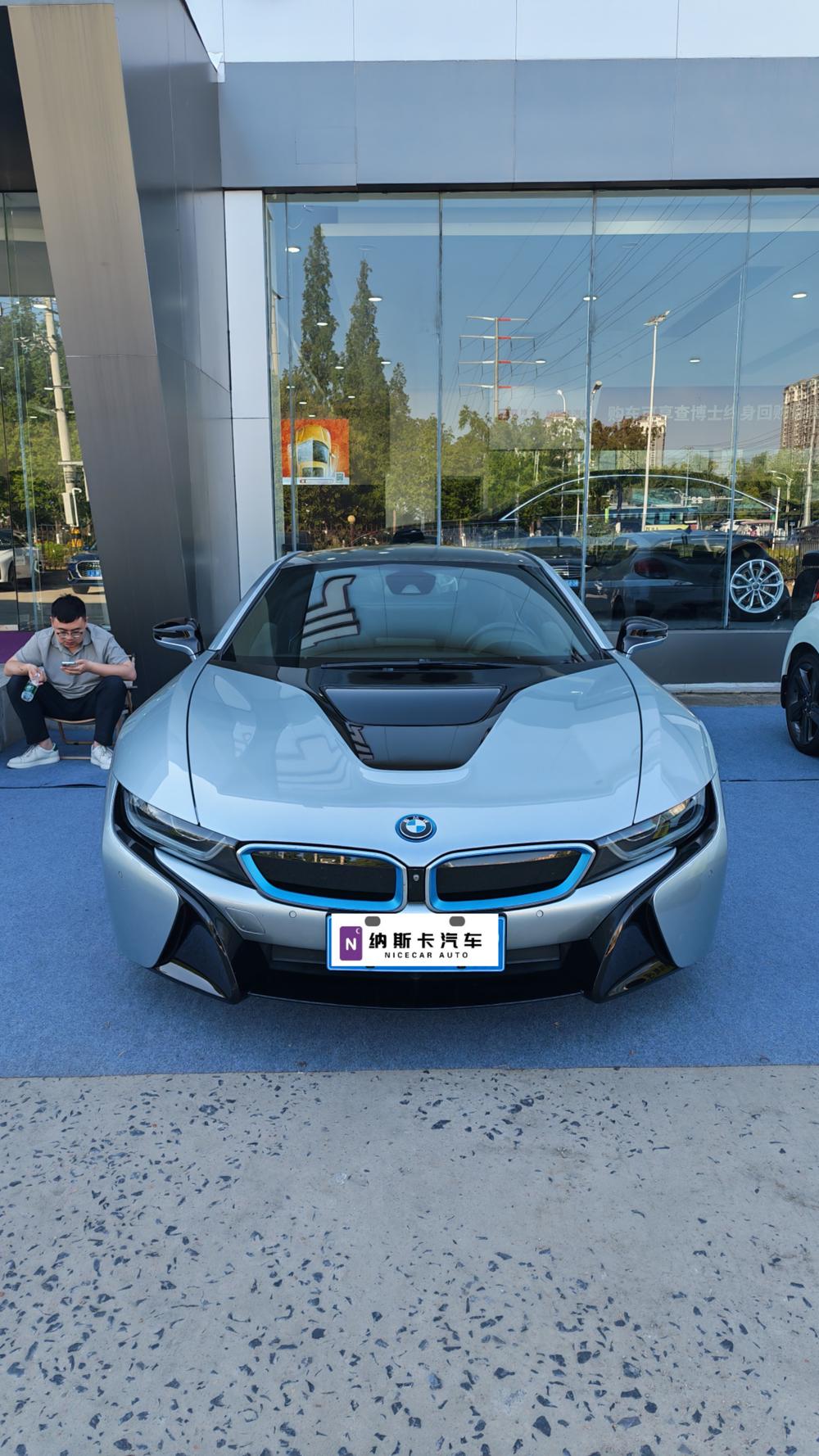 BMW BMW i8