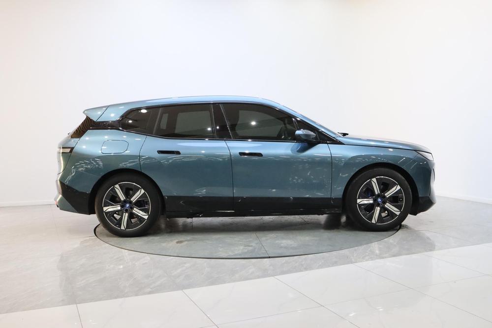 BMW BMW iX