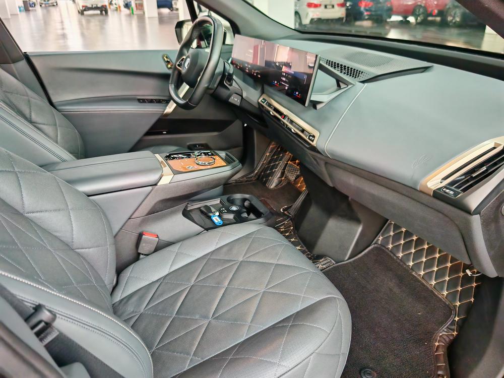 BMW BMW iX