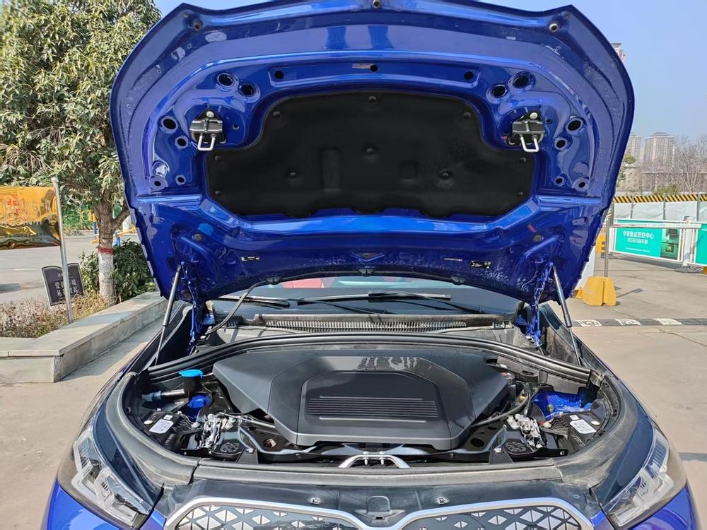 BMW BMW iX1