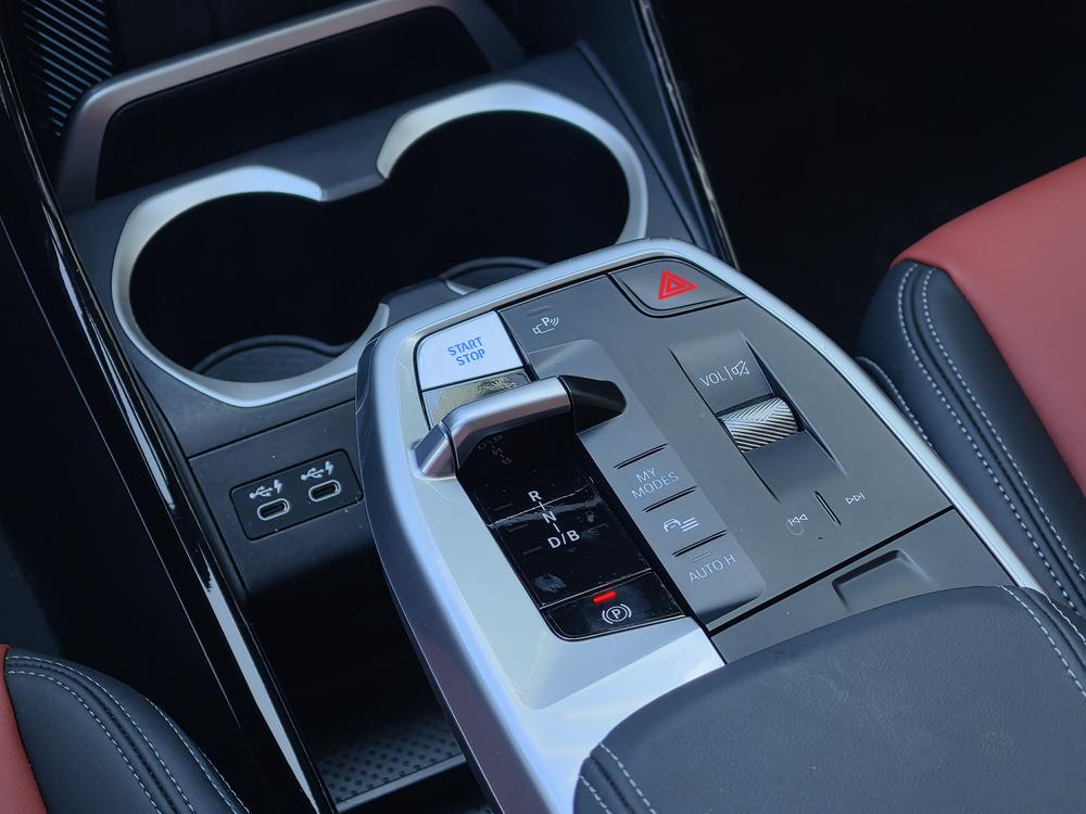 BMW BMW iX1