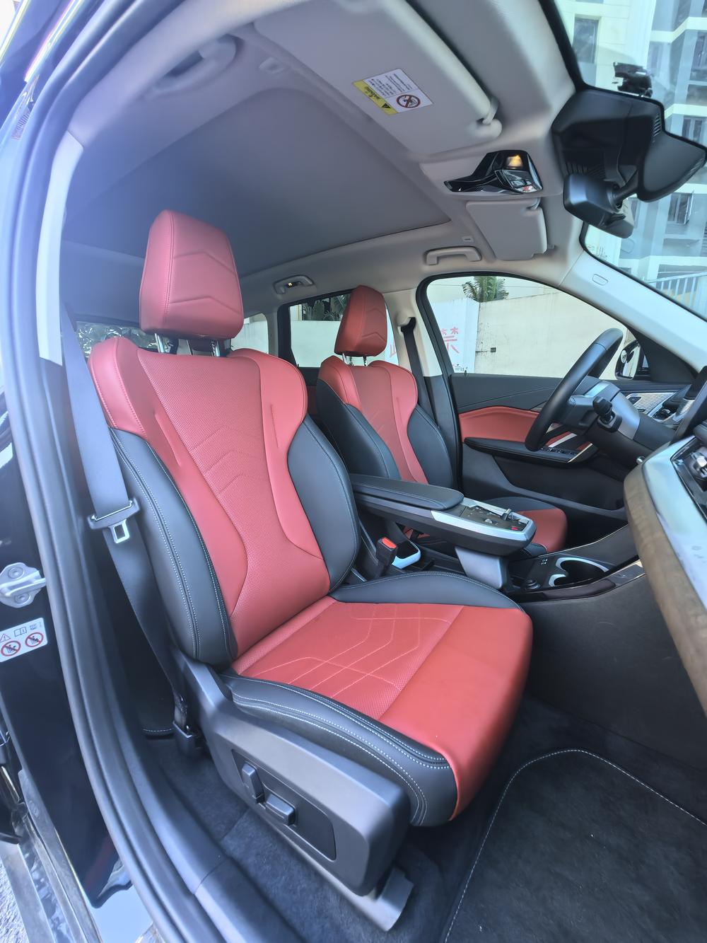 BMW BMW iX1