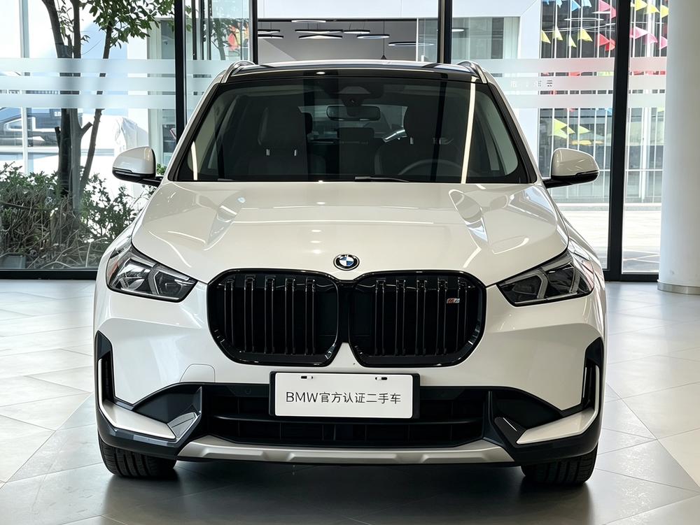 BMW BMW iX1