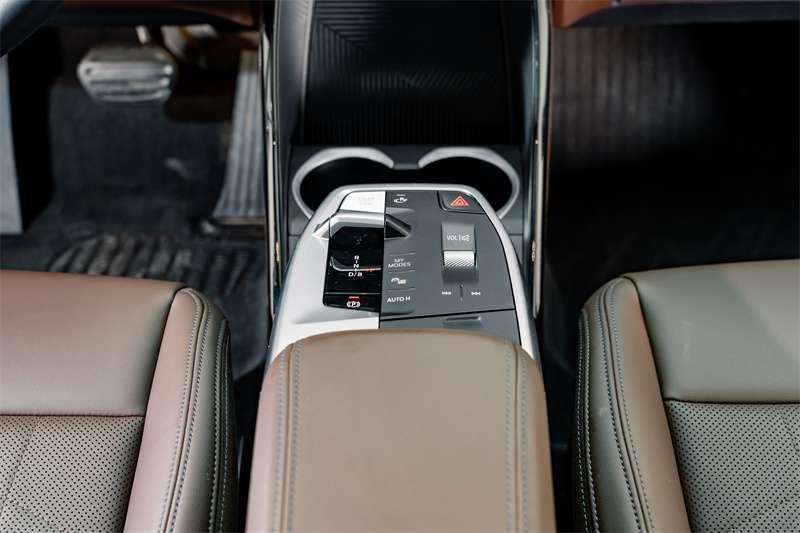 BMW BMW iX1