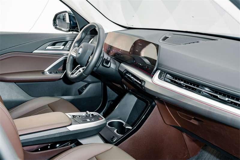 BMW BMW iX1