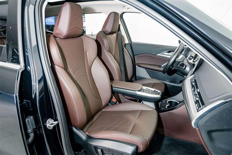 BMW BMW iX1