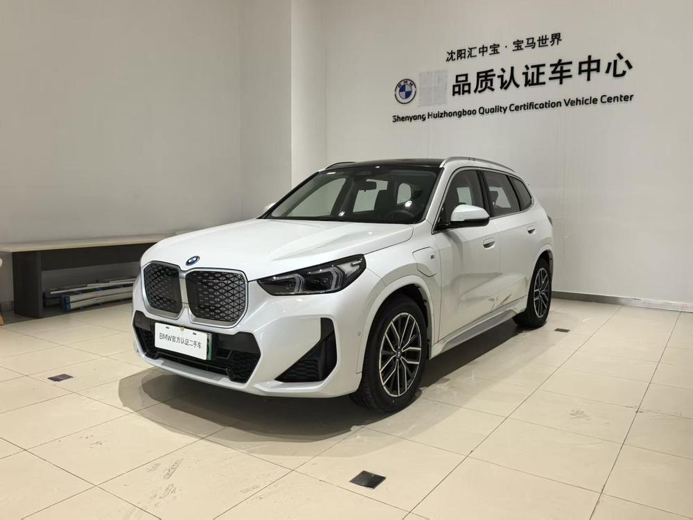 BMW BMW iX1