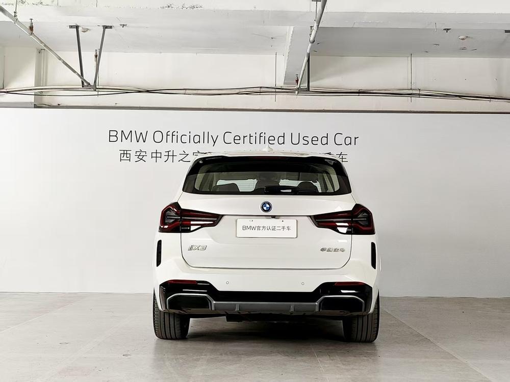 BMW BMW iX3