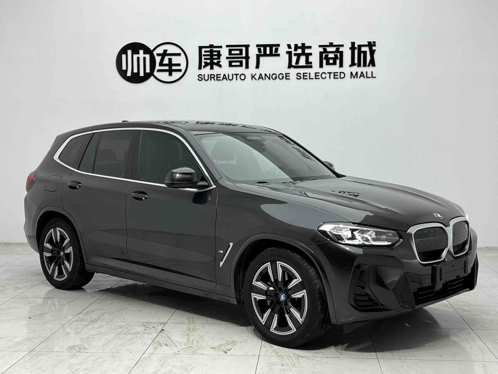 BMW BMW iX3