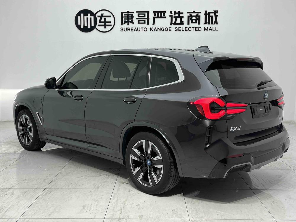 BMW BMW iX3