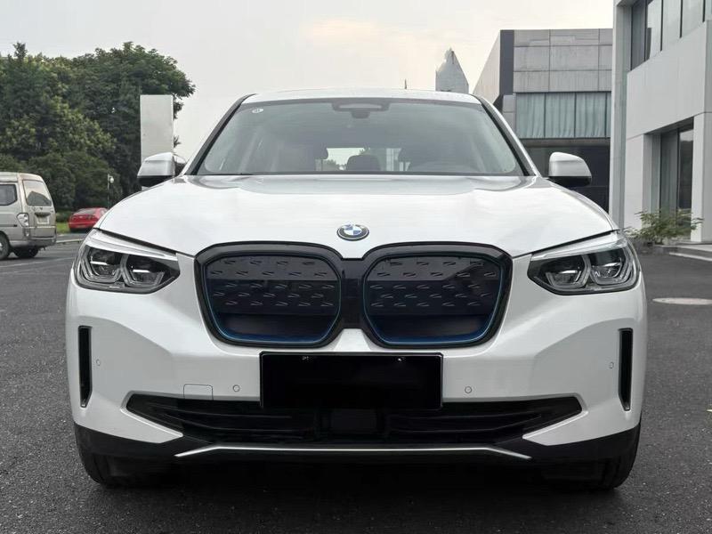 BMW BMW iX3