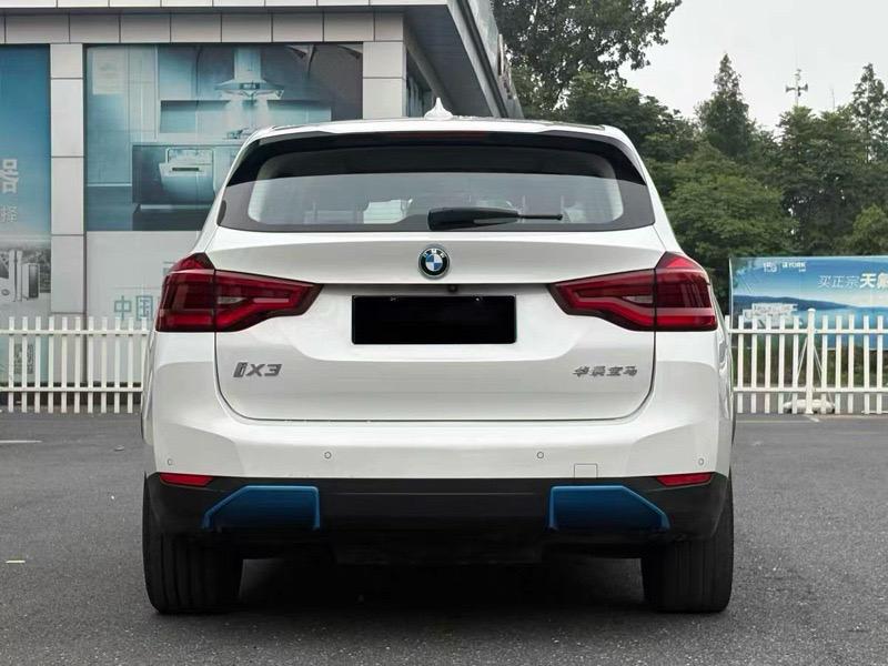 BMW BMW iX3