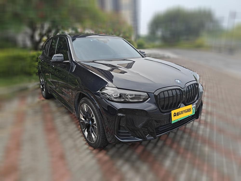 BMW BMW iX3