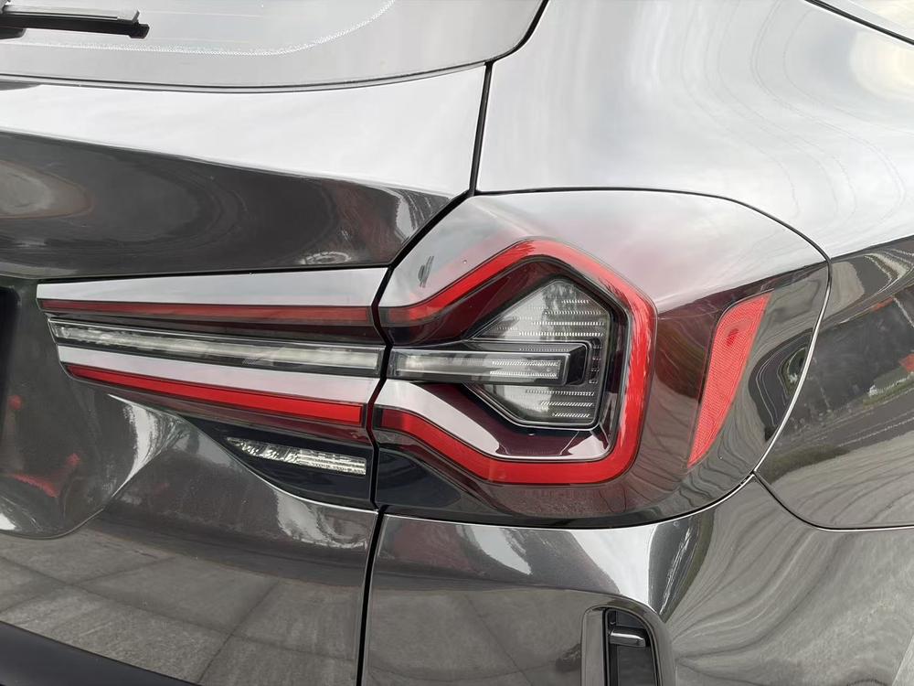 BMW BMW iX3