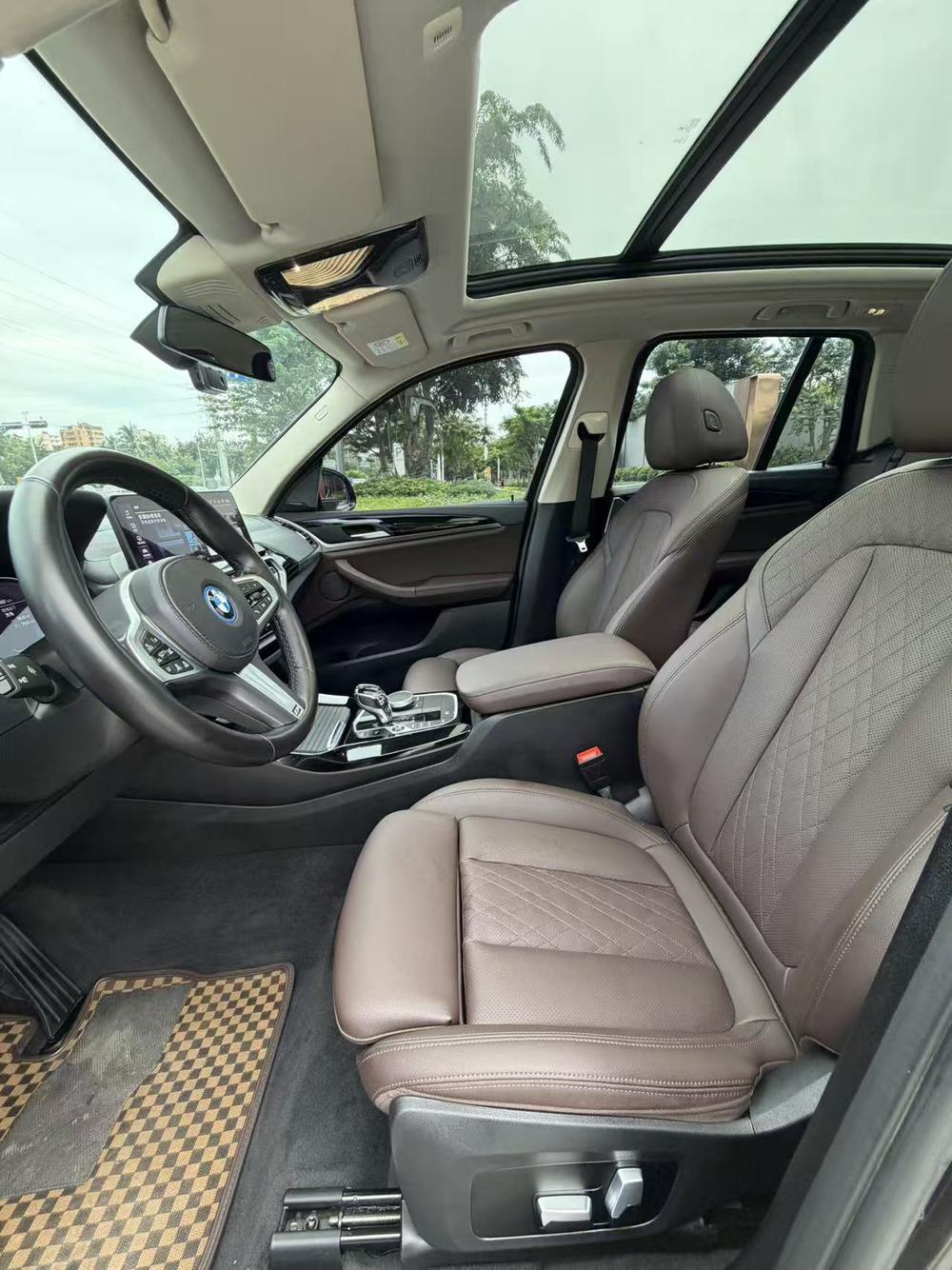 BMW BMW iX3