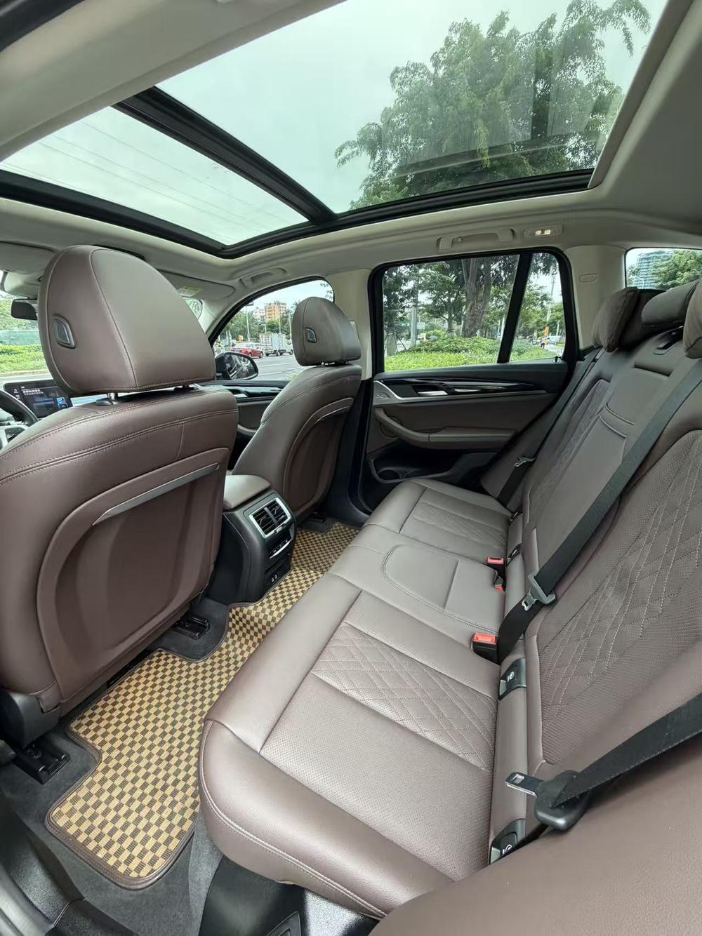 BMW BMW iX3