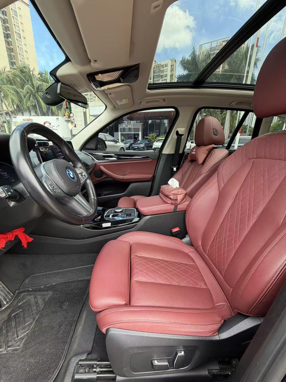BMW BMW iX3