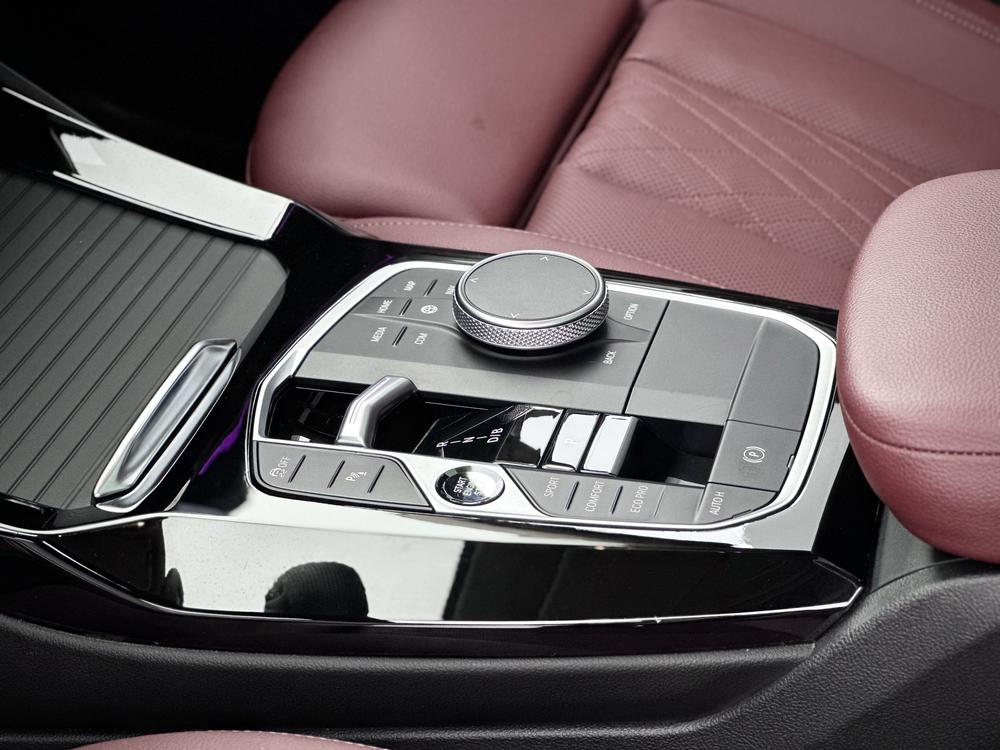 BMW BMW iX3