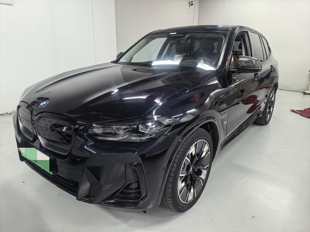 BMW BMW iX3