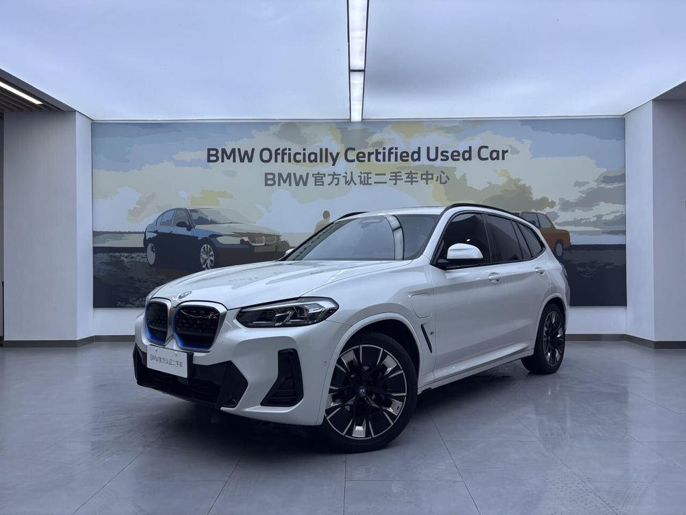 BMW BMW iX3