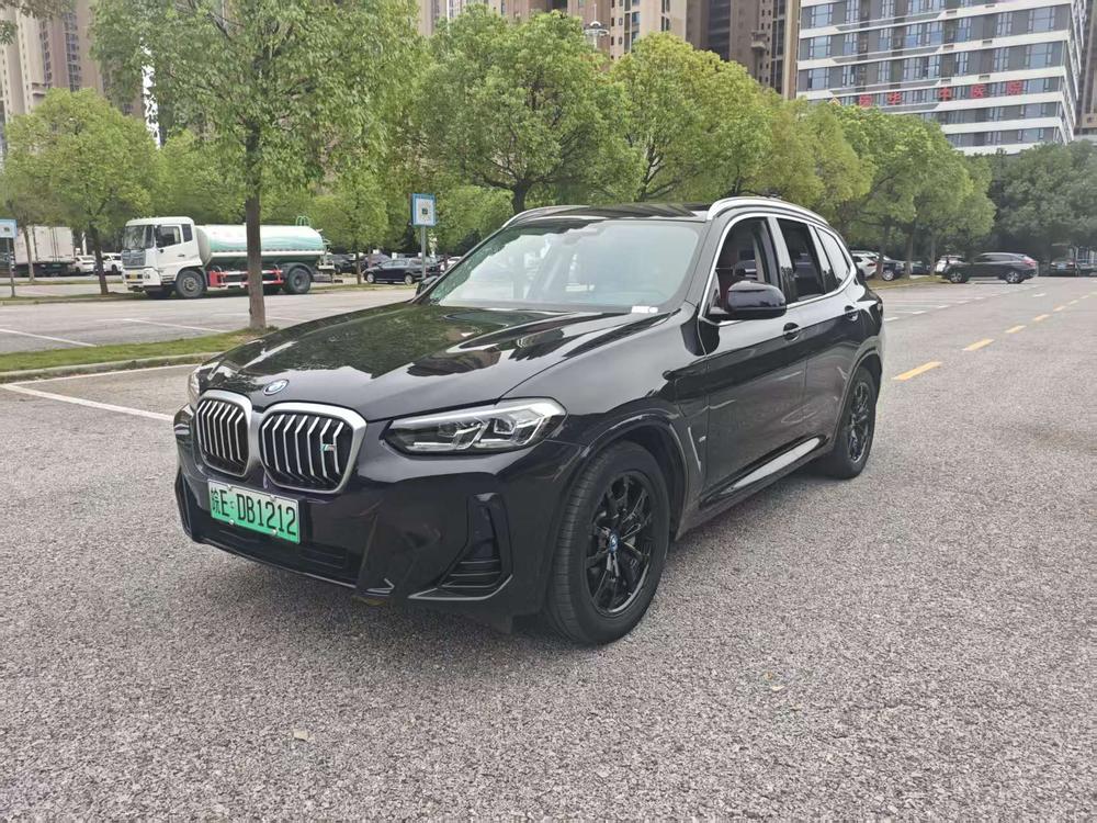 BMW BMW iX3