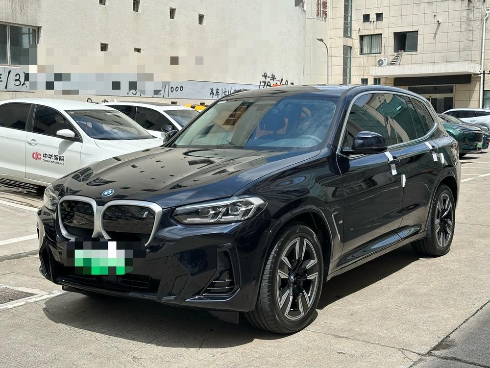 BMW BMW iX3