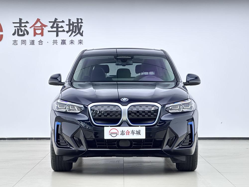 BMW BMW iX3