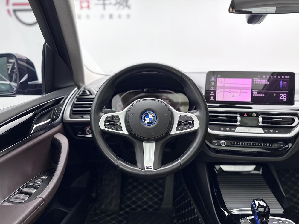 BMW BMW iX3