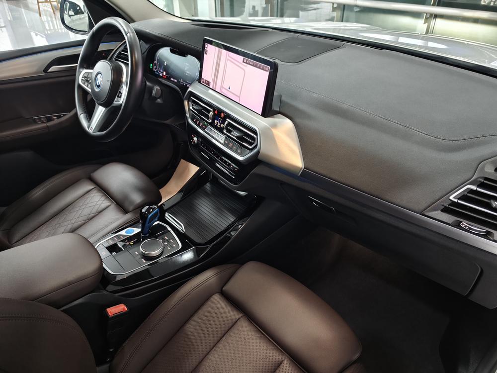 BMW BMW iX3