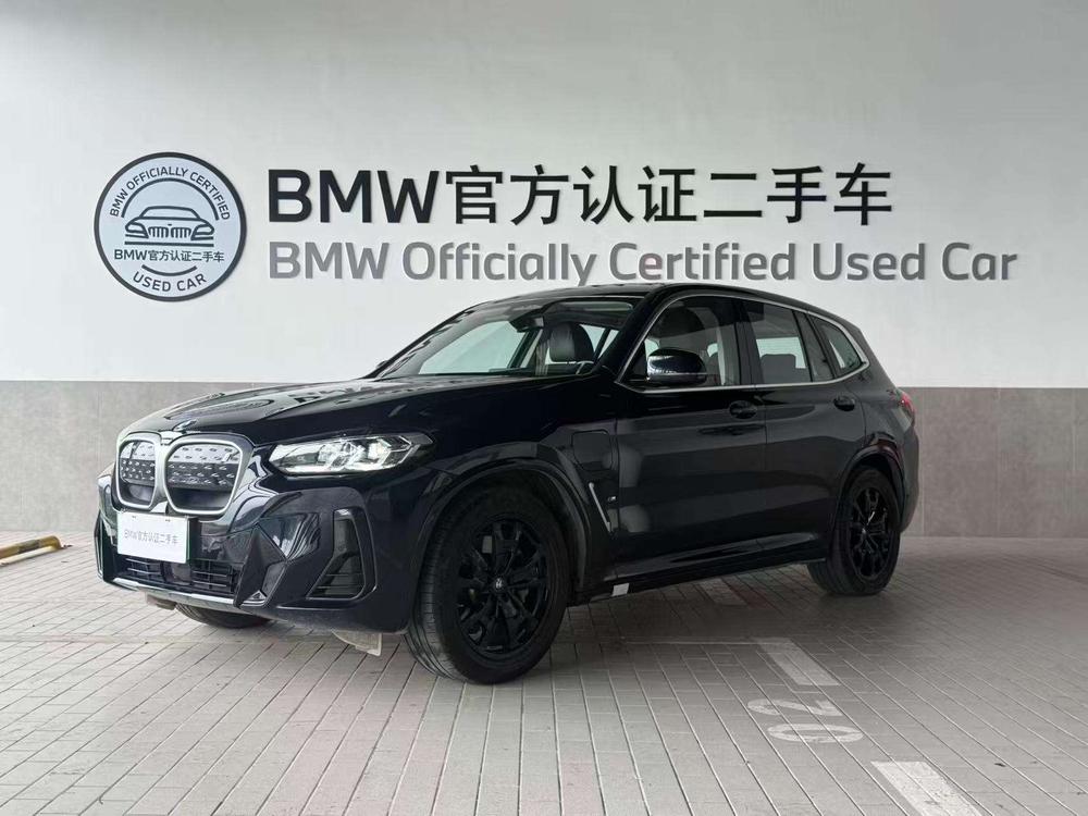 BMW BMW iX3