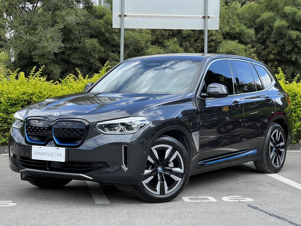 BMW BMW iX3