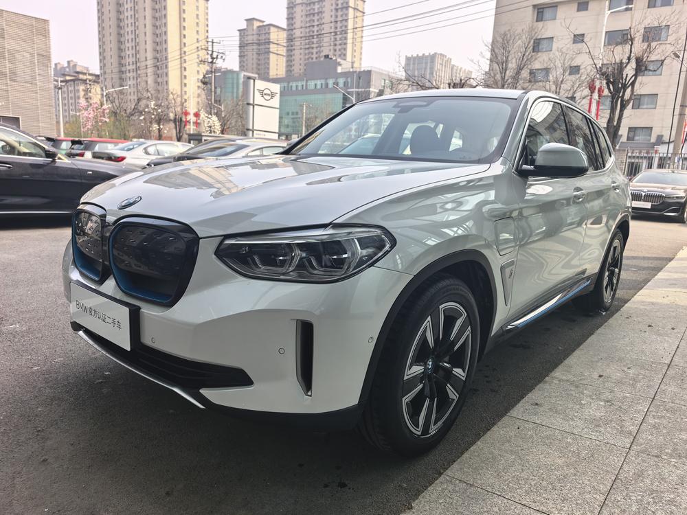 BMW BMW iX3