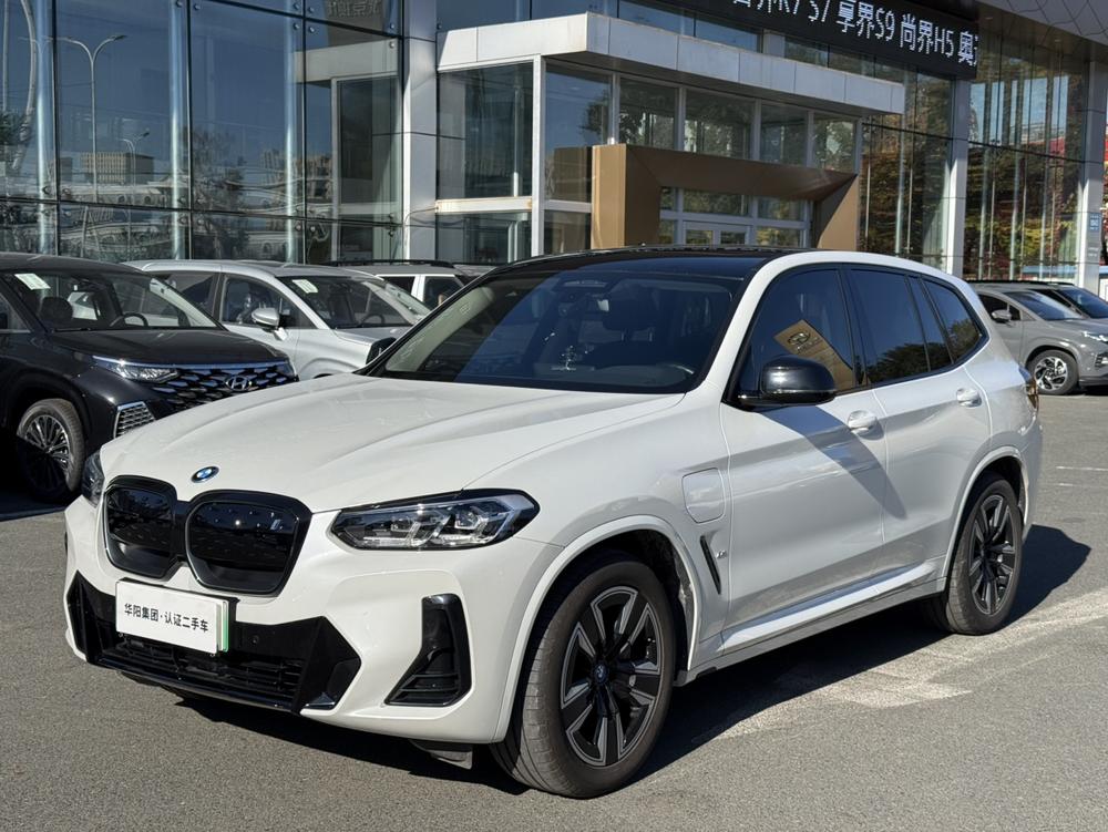 BMW BMW iX3