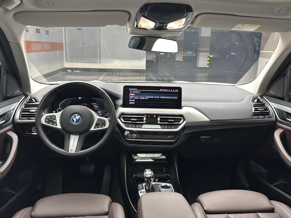 BMW BMW iX3