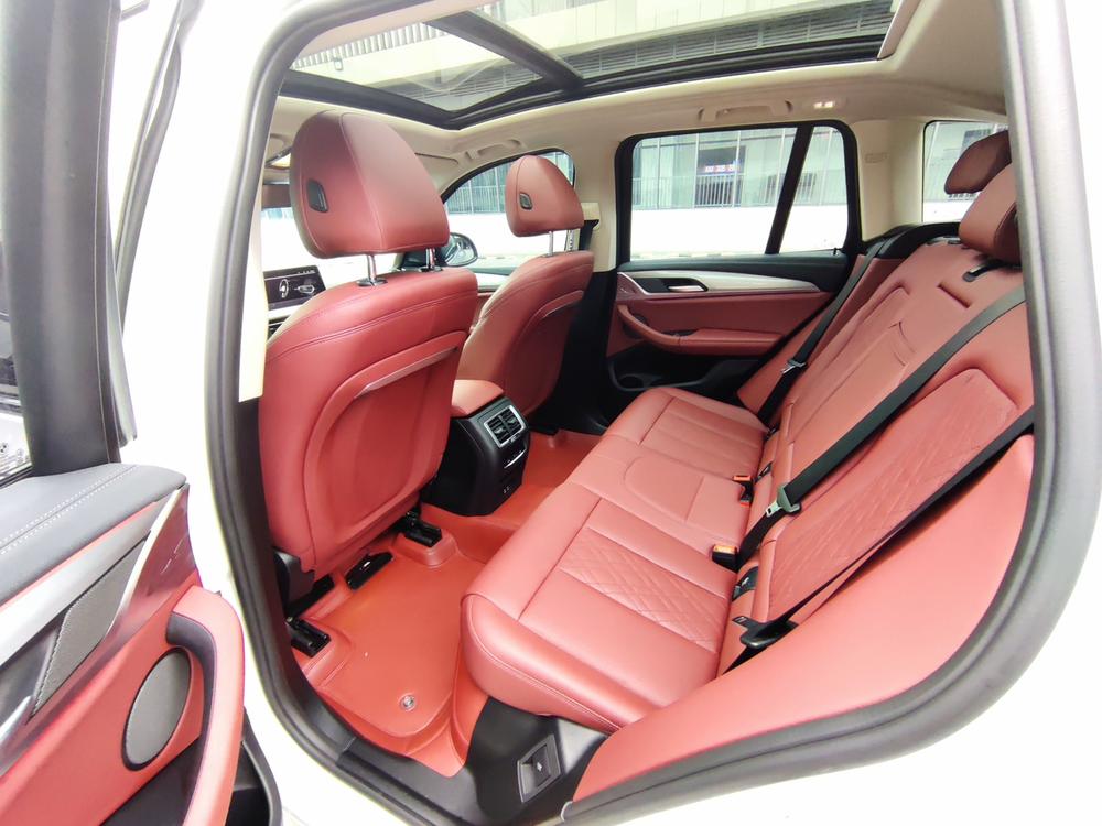 BMW BMW iX3