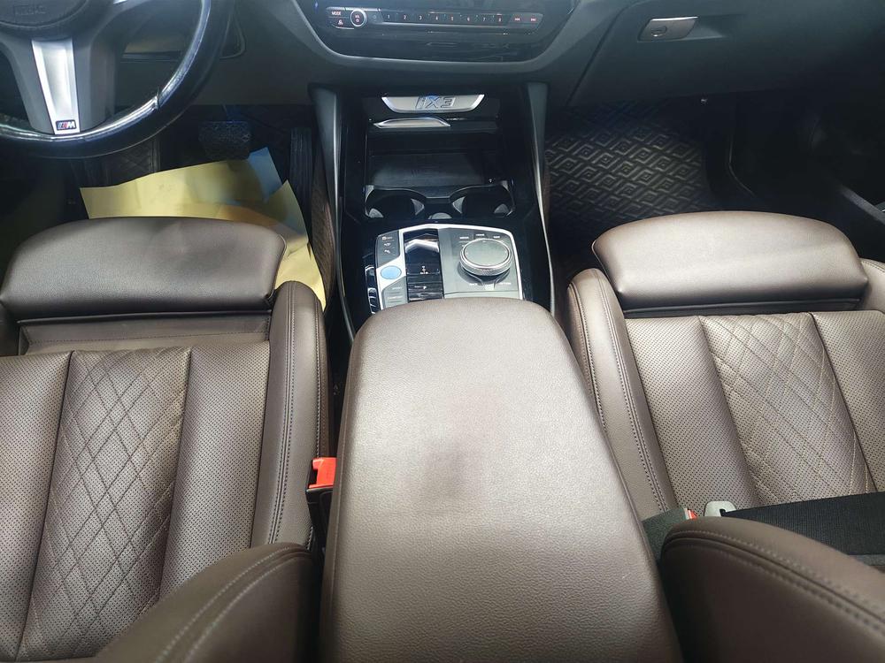 BMW BMW iX3