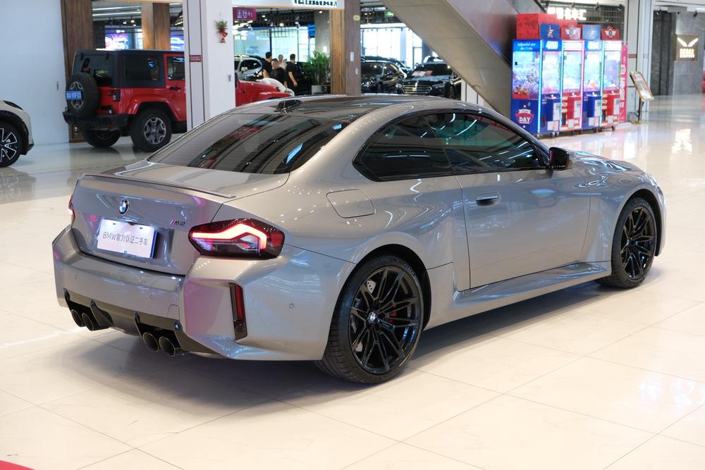 BMW BMW M2