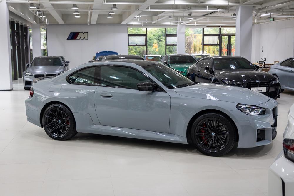BMW BMW M2