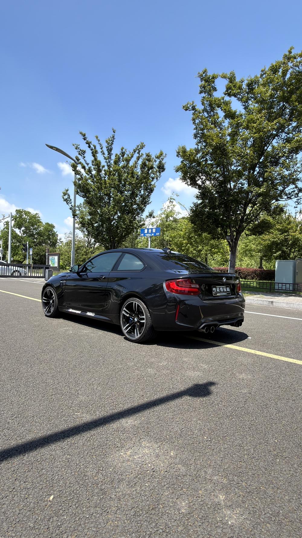BMW BMW M2