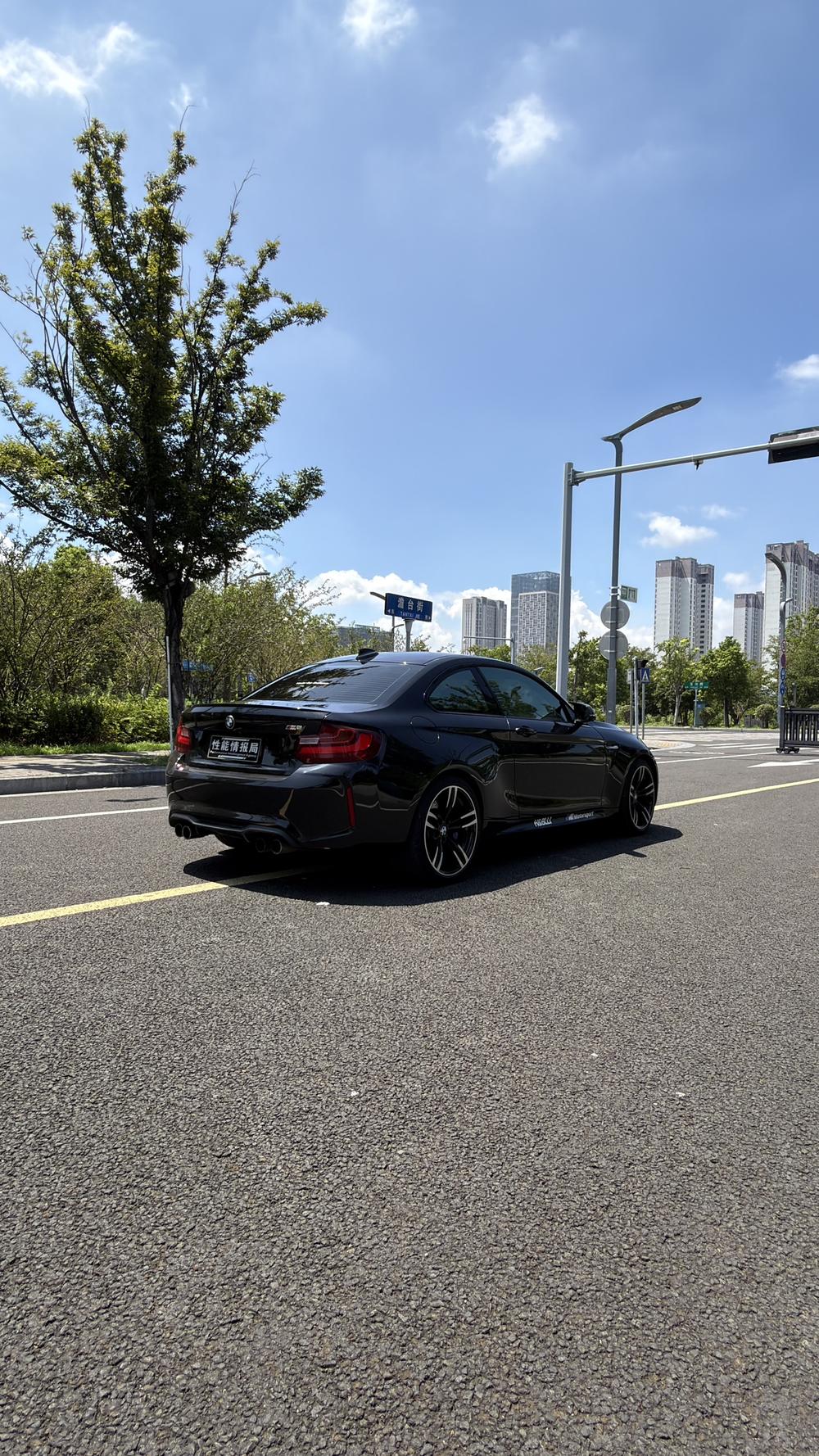 BMW BMW M2