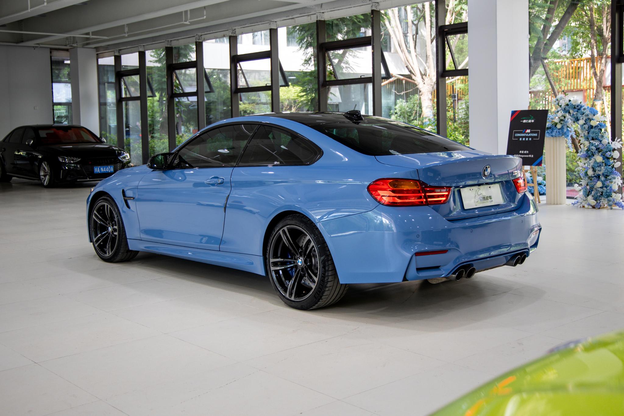 BMW BMW M4