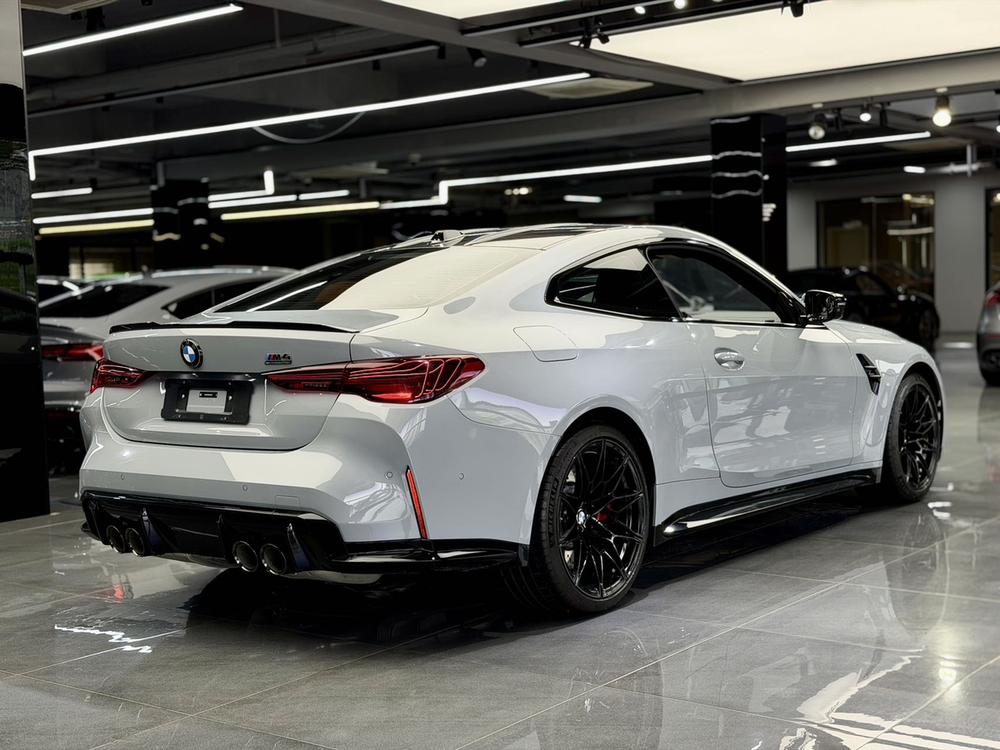 BMW BMW M4