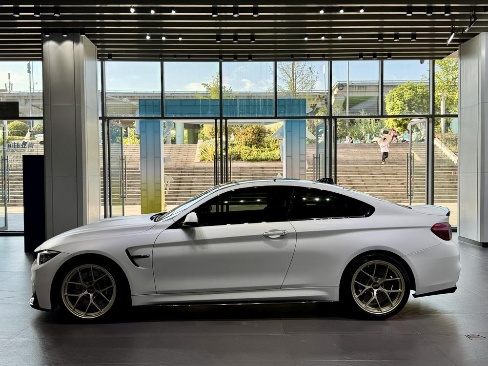 BMW BMW M4