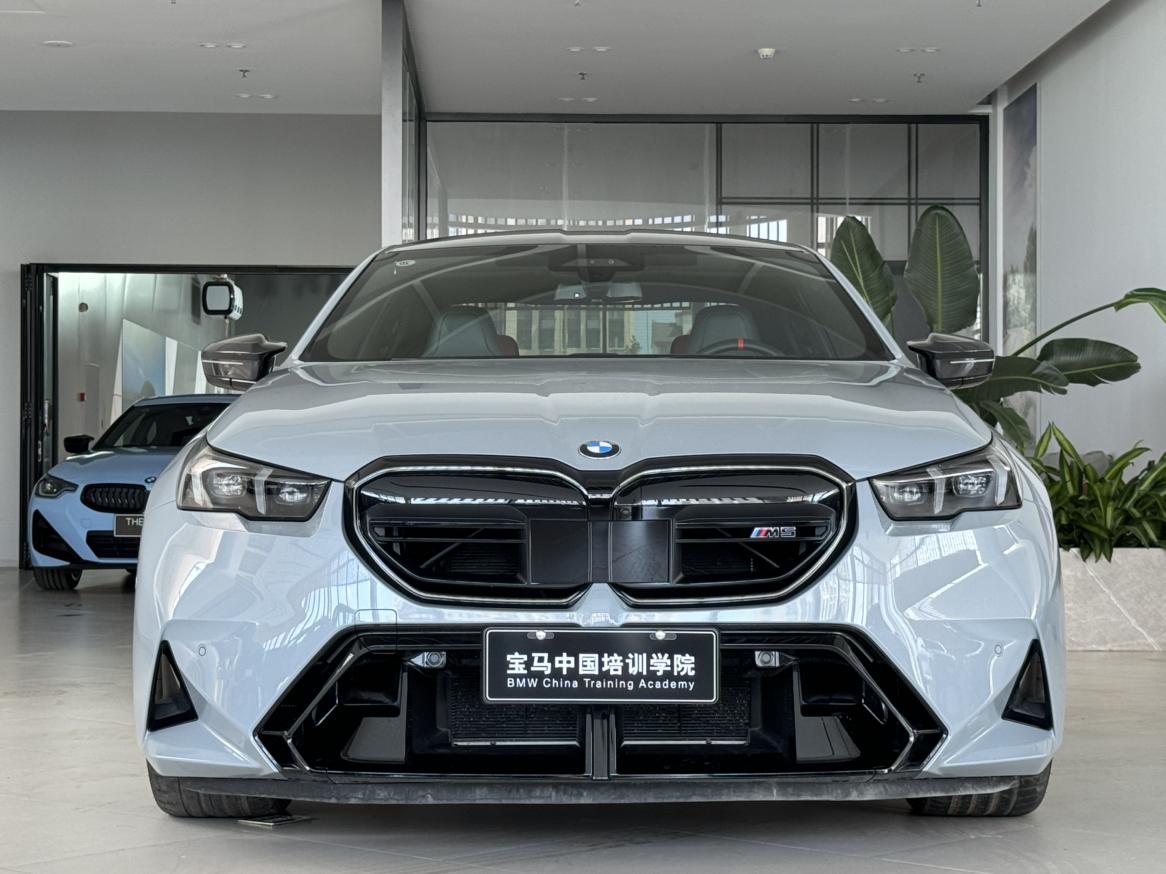 BMW BMW M5 PHEV