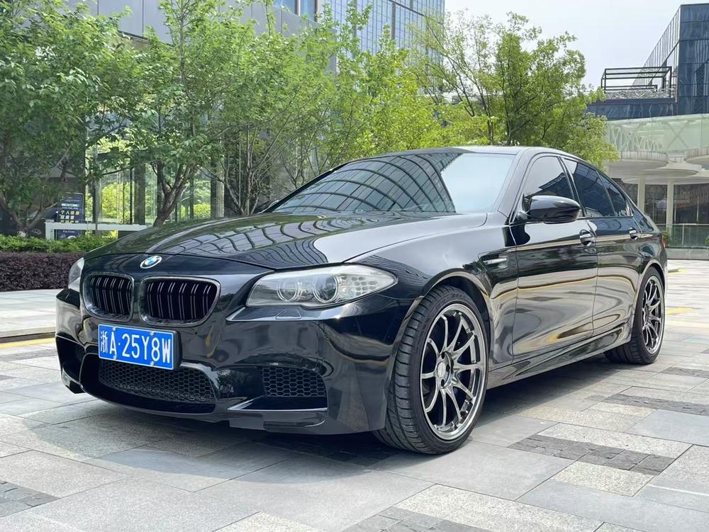 BMW BMW M5