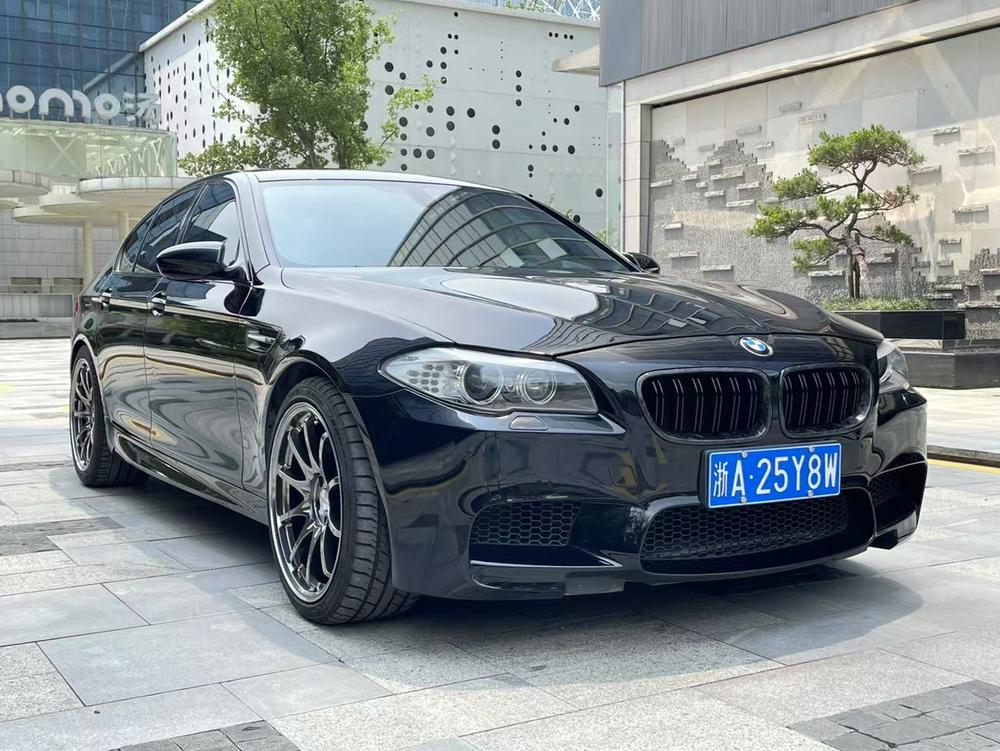 BMW BMW M5