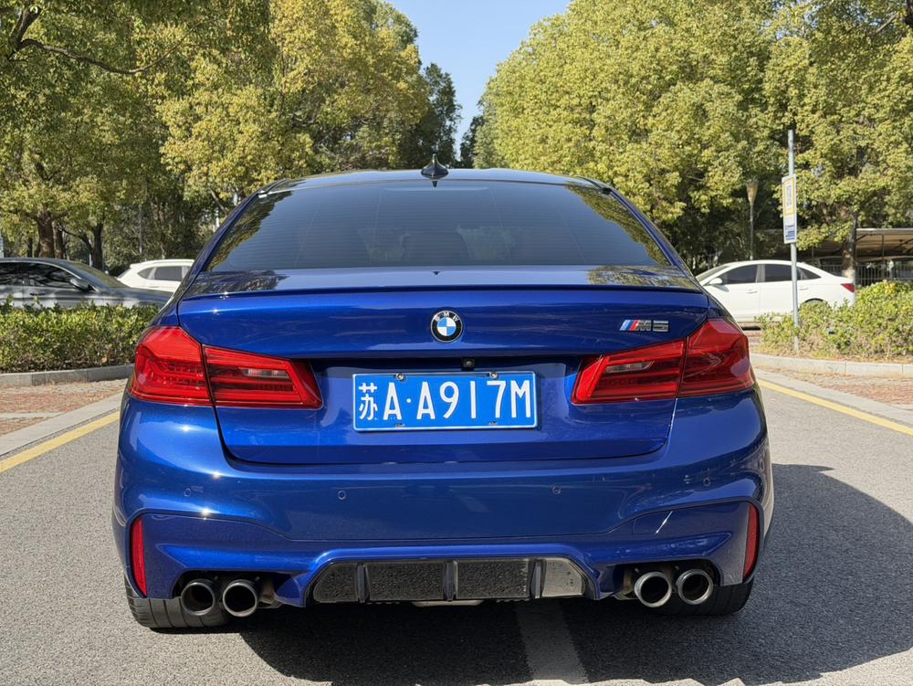 BMW BMW M5