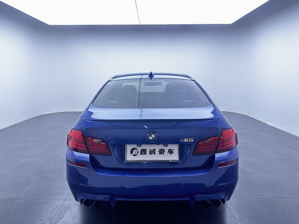BMW BMW M5