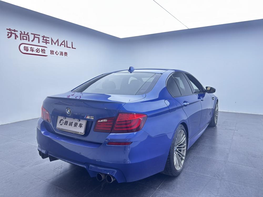 BMW BMW M5